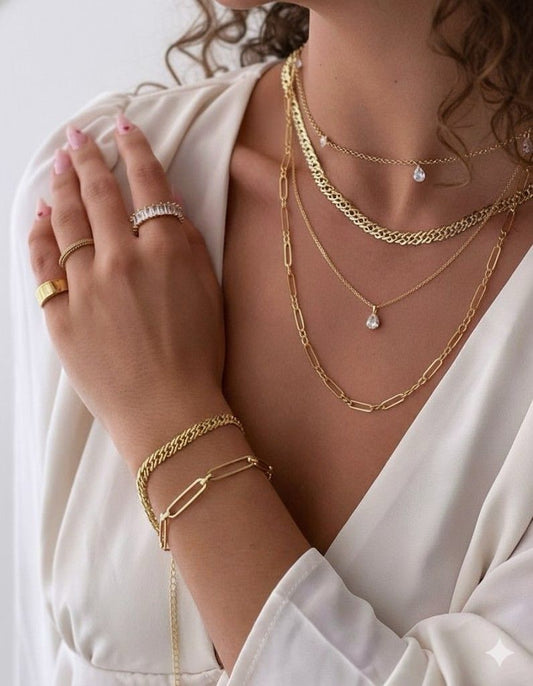 How to Style Minimalist Jewellery for Everyday Wear