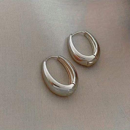 Elegant Nelly Earrings - Silver